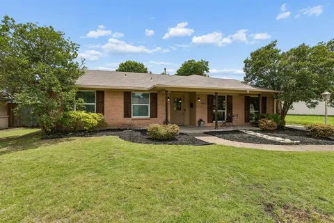 $440,000 | 1239 Evergreen Drive, Richardson, TX 75080