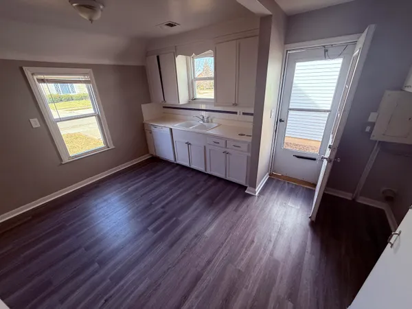 $145,000 | 28908 Maple Street, Roseville, MI 48066