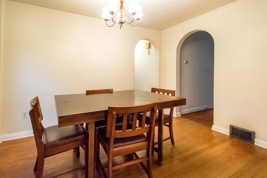 329 Stony Hill Road Wilbraham, MA 01095 - Photo 9 of 25