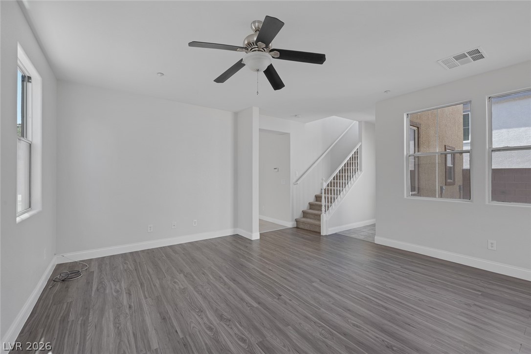 684 Moonlight Stroll Street Henderson, NV 89002 - Photo 5 of 33