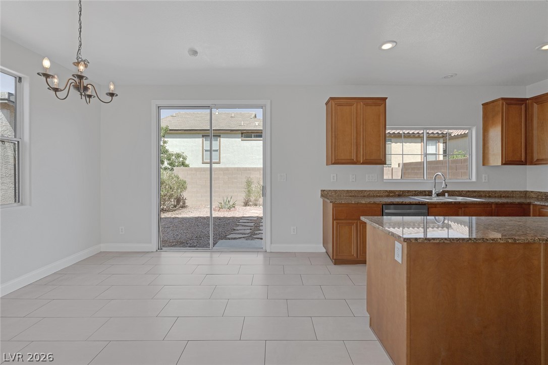 684 Moonlight Stroll Street Henderson, NV 89002 - Photo 10 of 33