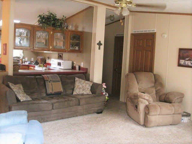 2191 East Bill Miller Road Pekin, IN 47165 - Photo 2 of 14 Gallery Image 2