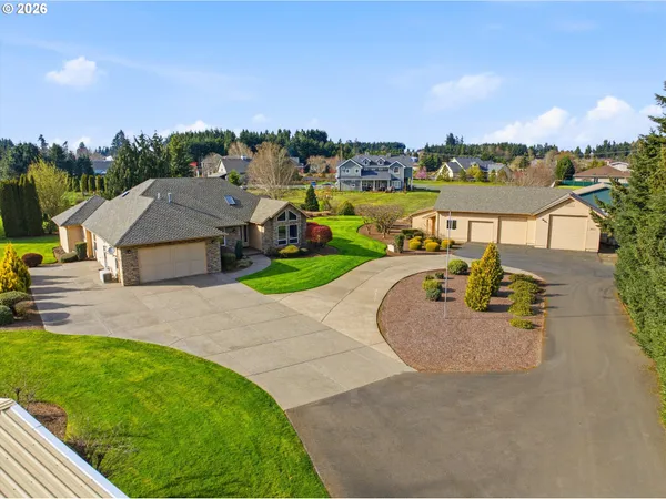 $950,000 | 2853 Pudding Creek Lane Southeast, Salem, OR 97317