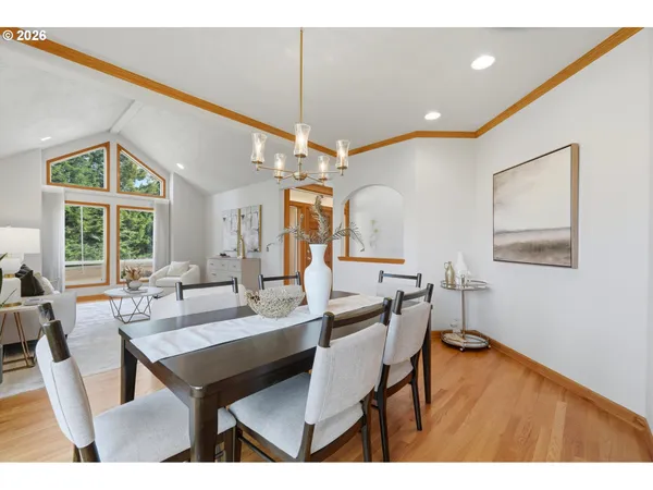 $950,000 | 2853 Pudding Creek Lane Southeast, Salem, OR 97317