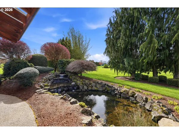 $950,000 | 2853 Pudding Creek Lane Southeast, Salem, OR 97317