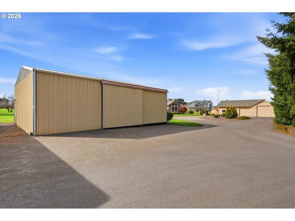 $950,000 | 2853 Pudding Creek Lane Southeast, Salem, OR 97317