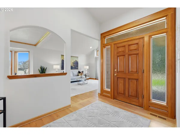 $950,000 | 2853 Pudding Creek Lane Southeast, Salem, OR 97317