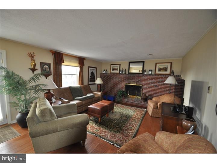 242 Elm Road Allentown, PA 18104 - Photo 20 of 25 Gallery Image 20