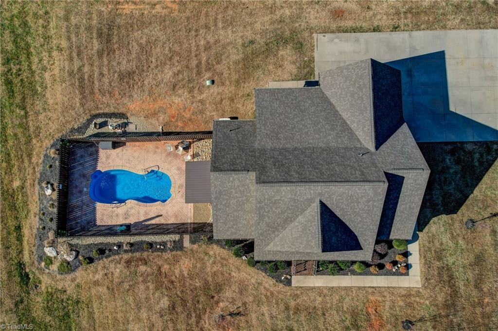 126 Stone Road Reidsville, NC 27320 - Photo 5 of 48