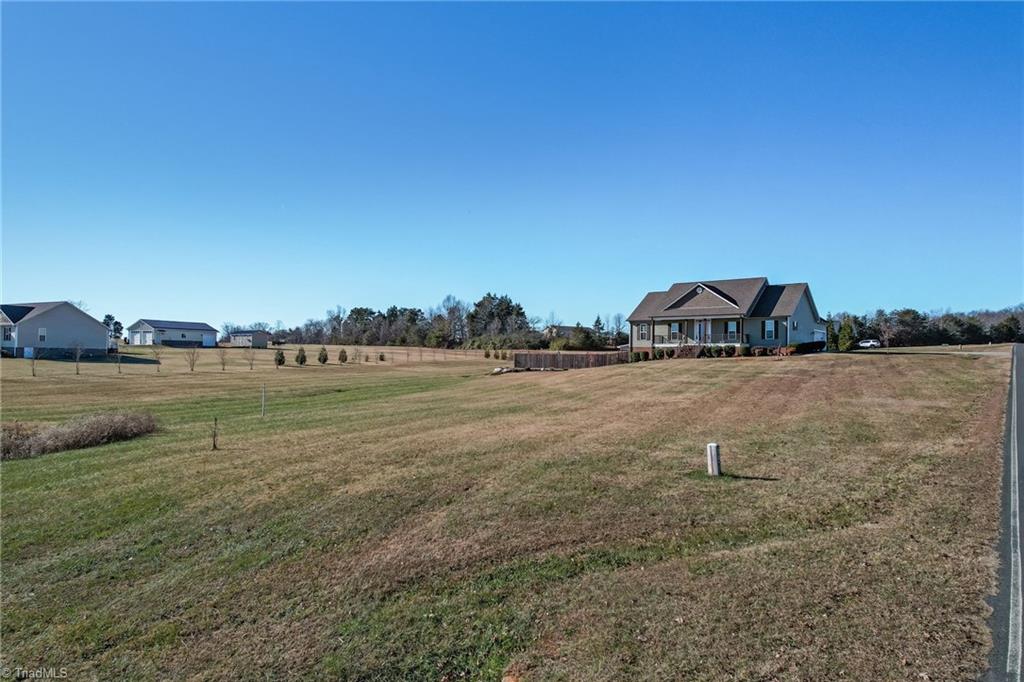 126 Stone Road Reidsville, NC 27320 - Photo 6 of 48