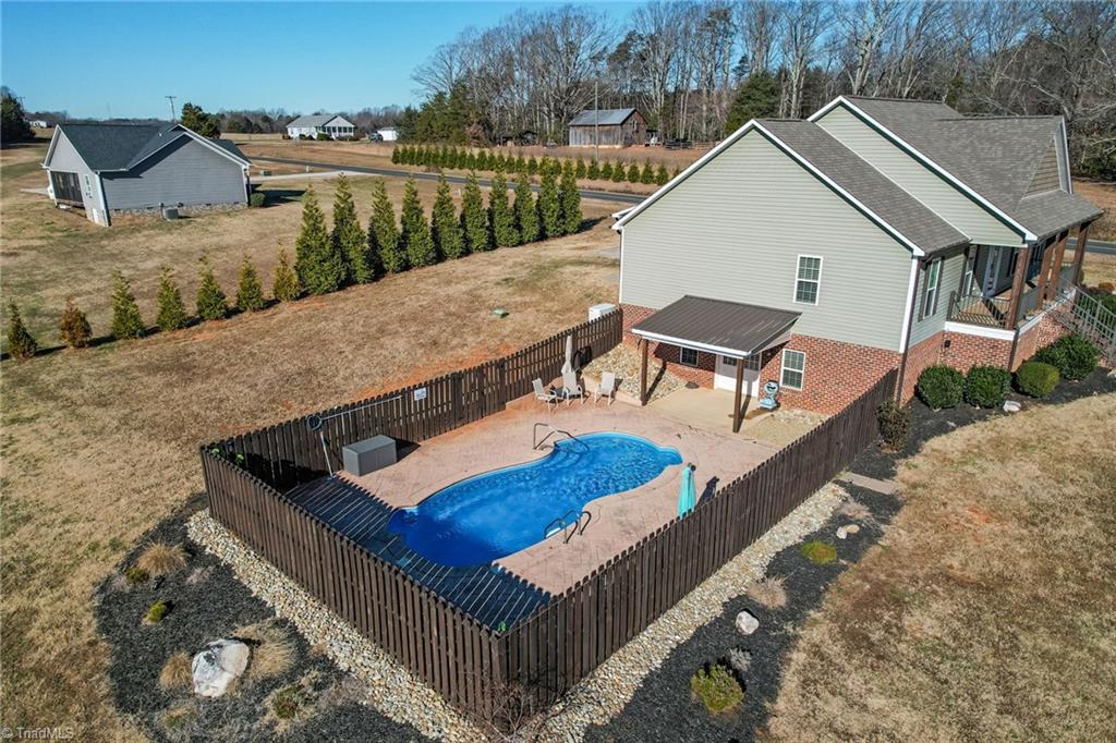 126 Stone Road Reidsville, NC 27320 - Photo 10 of 48