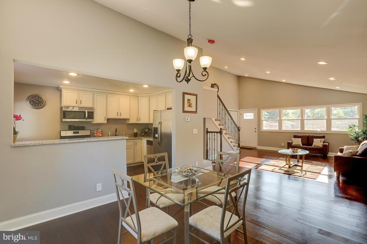 2932 Fairview Road Baltimore, MD 21207 - Photo 8 of 24 Dining Room