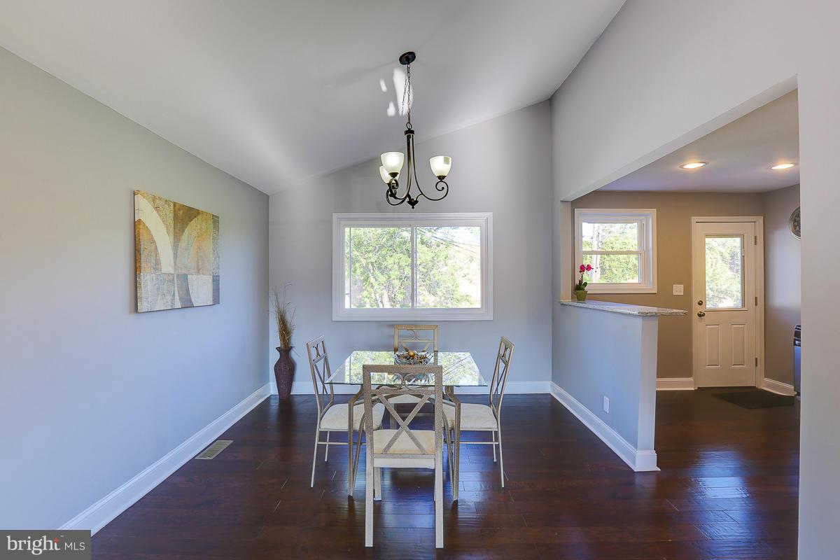 2932 Fairview Road Baltimore, MD 21207 - Photo 9 of 24 Dining Room