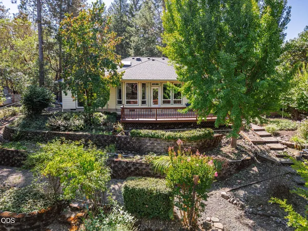 $685,000 | 1946 Lampman Road, Gold Hill, OR 97525