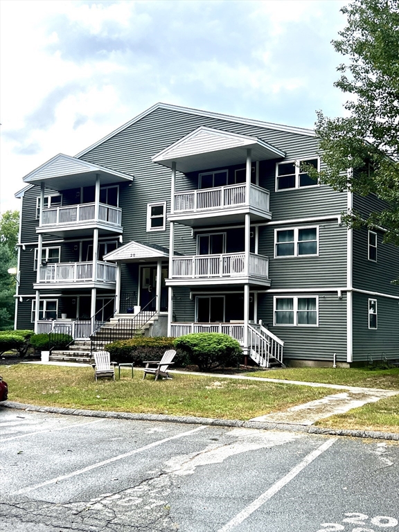20 Abbey Road, Unit 206 Leominster, MA 01453 - Photo 1 of 23