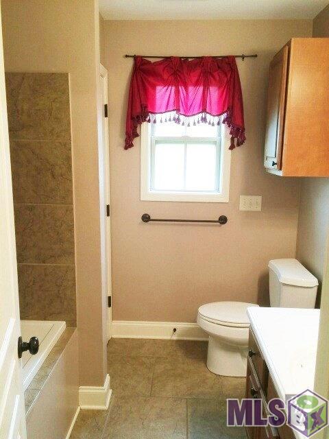 147 Landmark Drive Raceland, LA 70394 - Photo 3 of 13 Gallery Image 3