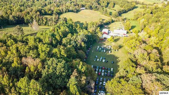726 Bates Gibson Road Sevierville, TN 37876 - Photo 3 of 24 230453-13