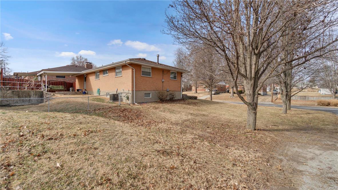 900 Reed Avenue St. Louis, MO 63125 - Photo 22 of 24 Gallery Image 22
