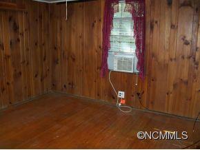 1301 Markham Road Tryon, NC 28782 - Photo 14 of 24