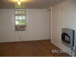 1301 Markham Road Tryon, NC 28782 - Photo 7 of 24