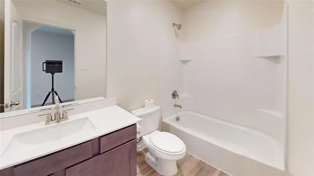 a bathroom with a bathtub