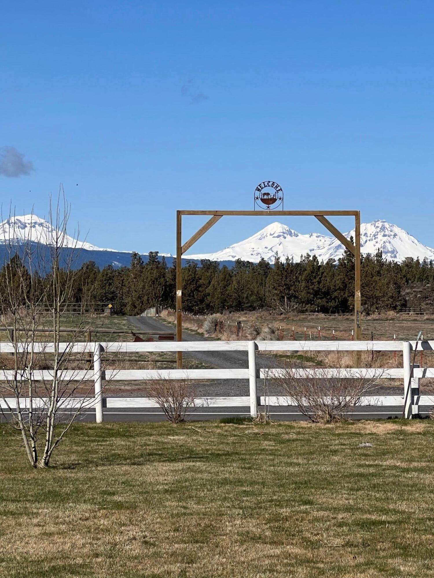 63750 Deschutes Market Road Bend, OR 97701 - Photo 57 of 84 IMG_0403