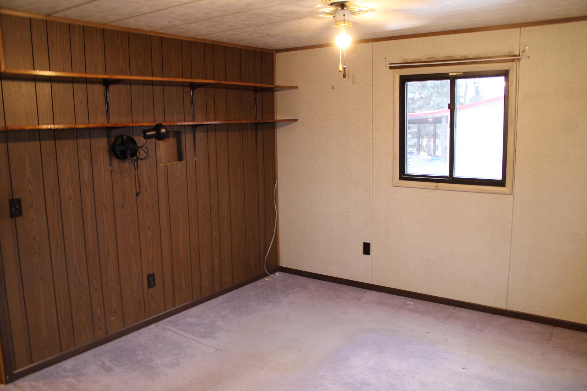 8422 E-M 20 Hesperia, MI 49421 - Photo 19 of 30 IMG_5211