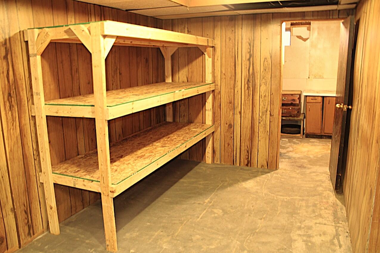 8422 E-M 20 Hesperia, MI 49421 - Photo 26 of 30 IMG_5247