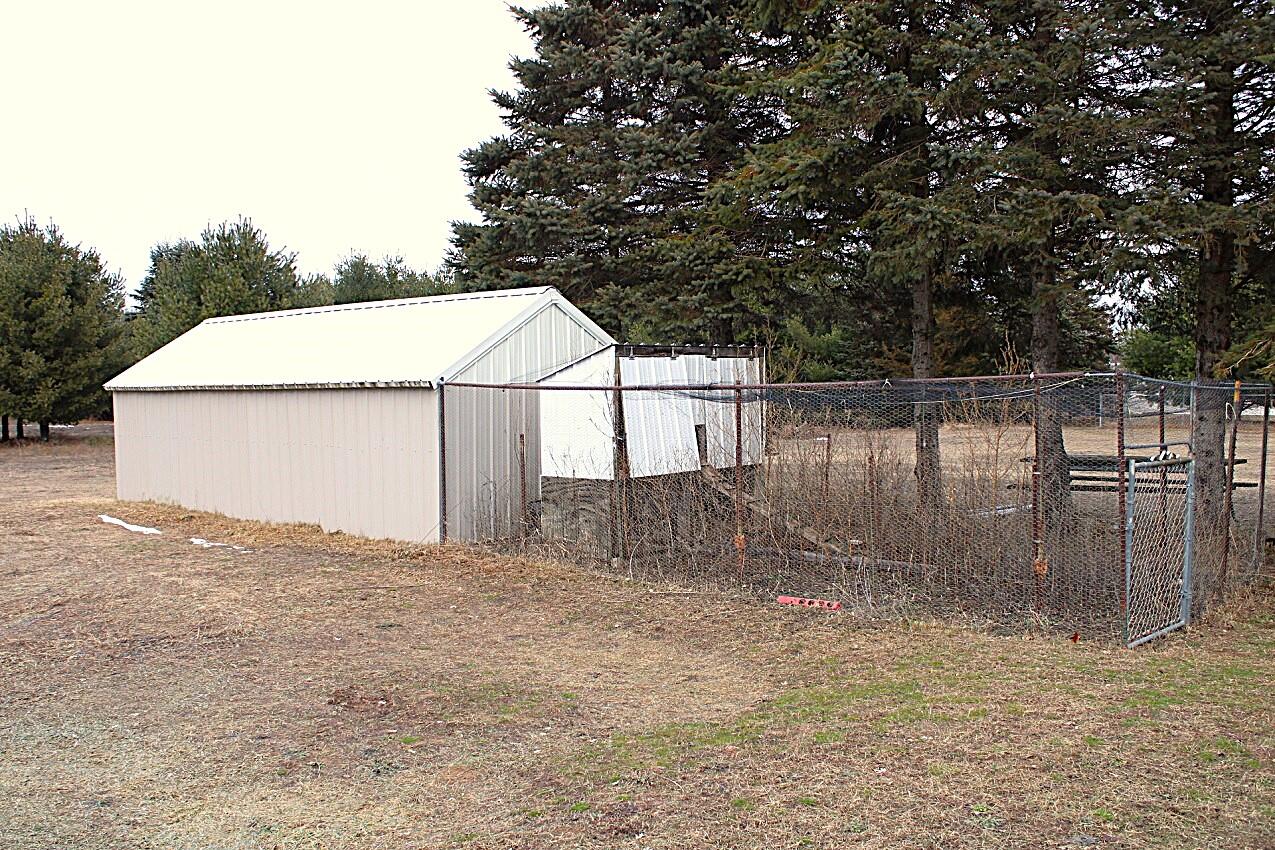 8422 E-M 20 Hesperia, MI 49421 - Photo 8 of 30 IMG_5195