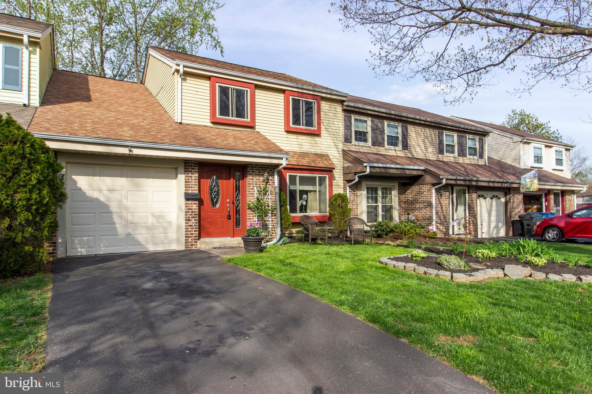 14 Beaver Hill Road Horsham, PA 19044 - Photo 1 of 30 Front of house from street