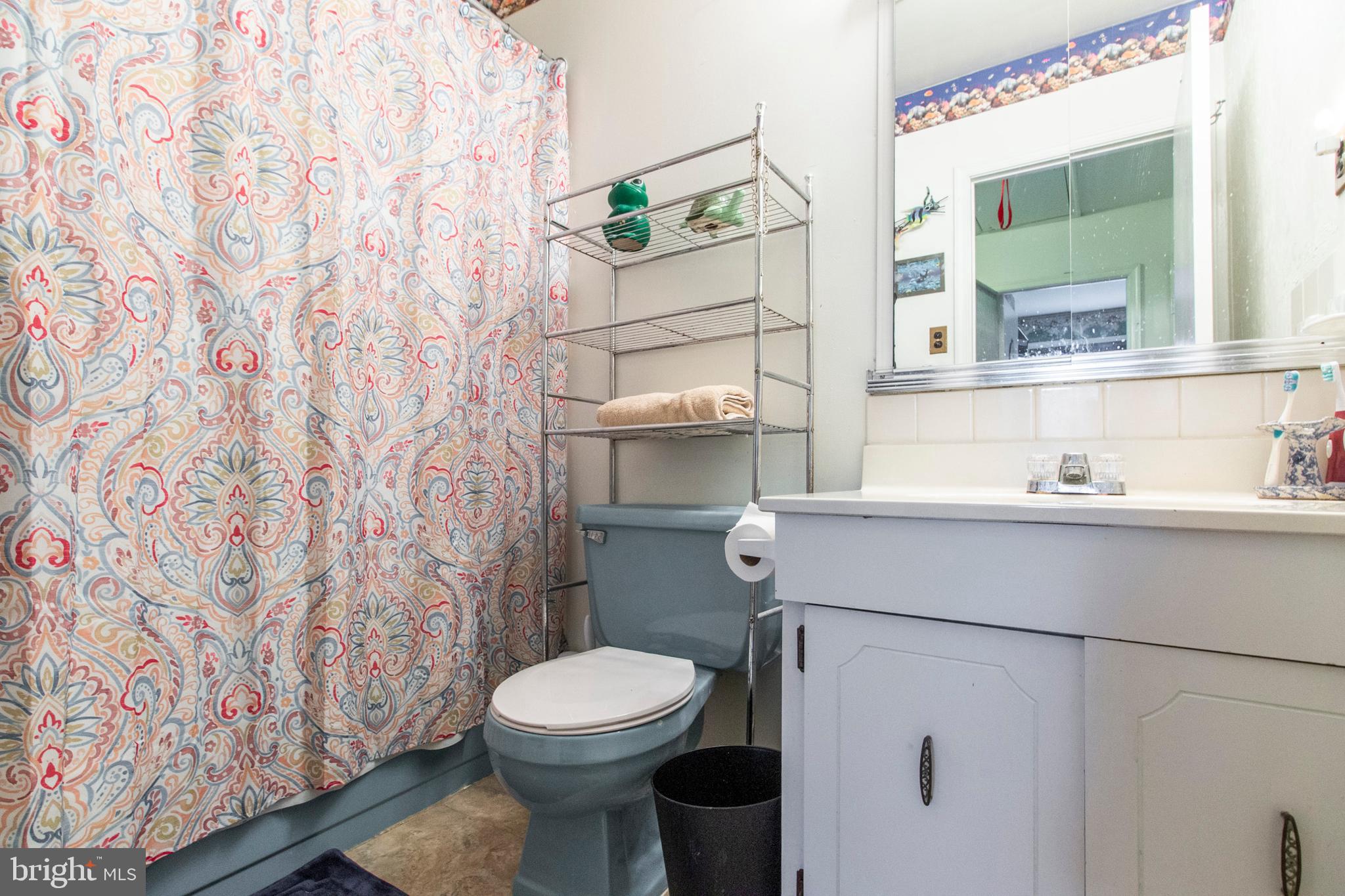 14 Beaver Hill Road Horsham, PA 19044 - Photo 22 of 30 Second Floor full bathroom