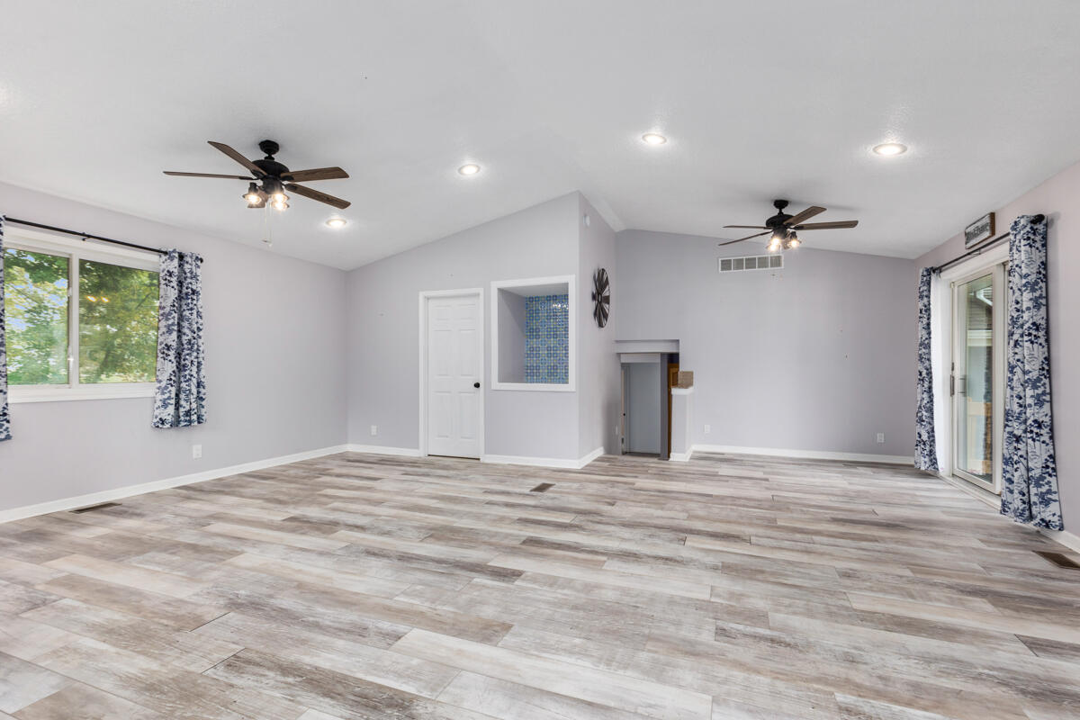 9304 I-Drive South Ceresco, MI 49033 - Photo 8 of 44 6