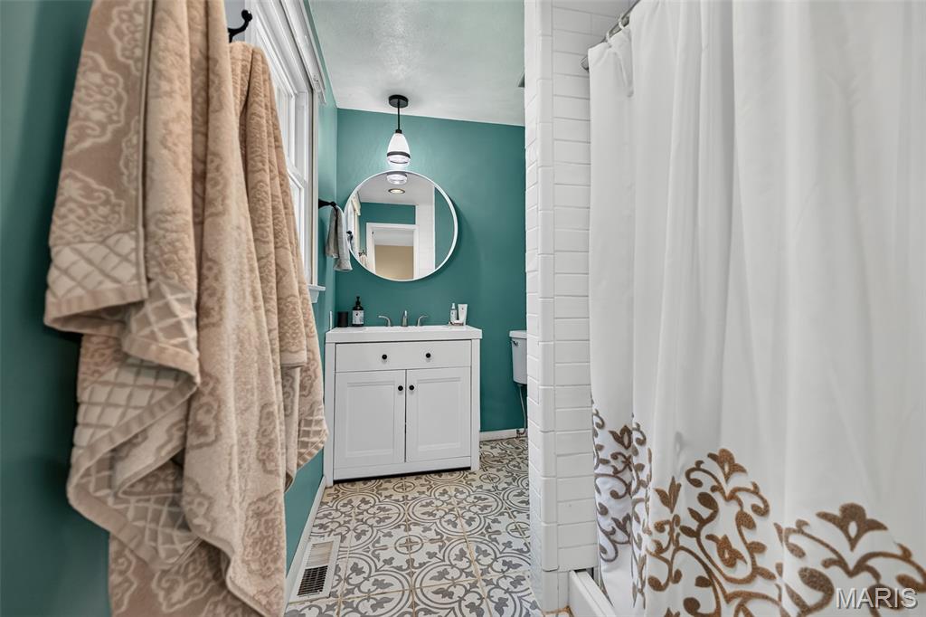 8861 Gilmore Lake Road Columbia, IL 62236 - Photo 41 of 82 Gallery Image 41