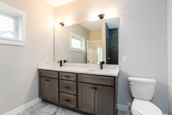 $750,000 | 249 Saddle Ridge Lane, River Falls, WI 54022