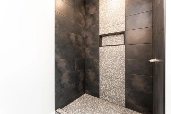 $750,000 | 249 Saddle Ridge Lane, River Falls, WI 54022