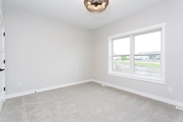 $750,000 | 249 Saddle Ridge Lane, River Falls, WI 54022