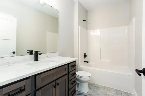 $750,000 | 249 Saddle Ridge Lane, River Falls, WI 54022