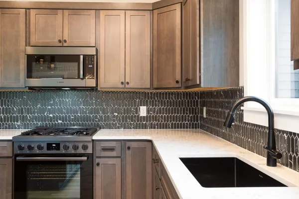 $750,000 | 249 Saddle Ridge Lane, River Falls, WI 54022