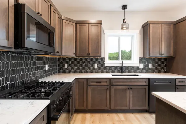 $750,000 | 249 Saddle Ridge Lane, River Falls, WI 54022