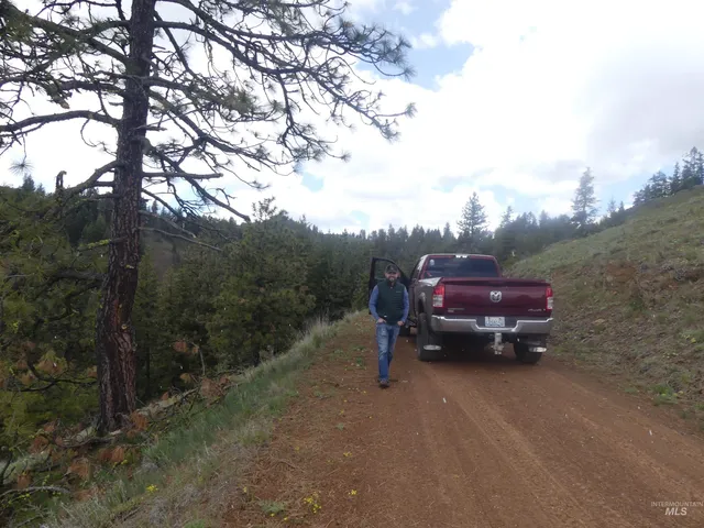 $200,000 | 2 Hansen Ridge Road, Anatone, WA 99401