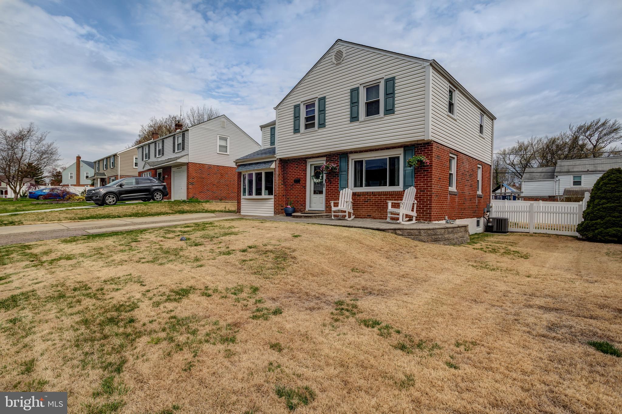 504 Ridley Circle Morton, PA 19070 - Photo 2 of 38 Gallery Image 2
