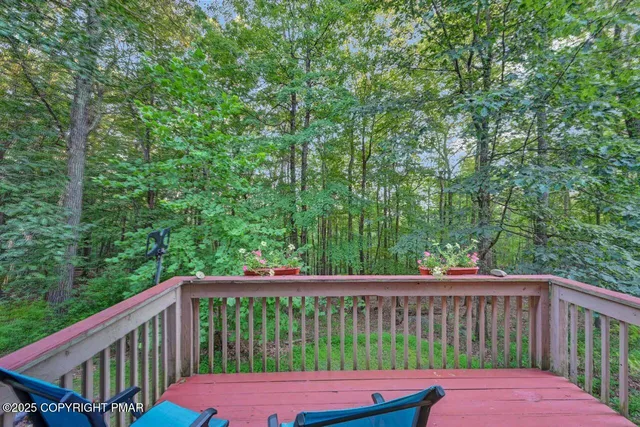 $450,000 | 152 Gabriel Drive, East Stroudsburg, PA 18301