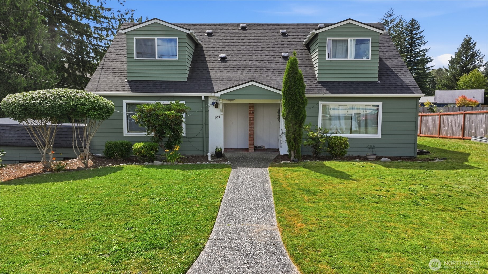 507 3rd Street Sultan, WA 98294 - Photo 1 of 37