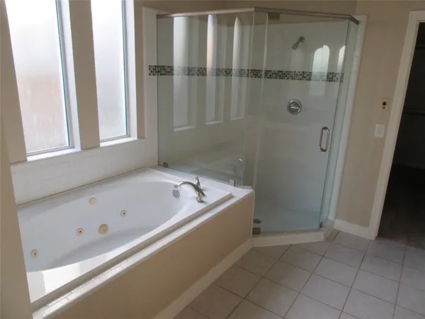 $3,500 | 914 Ivory Ridge Lane, Houston, TX 77094