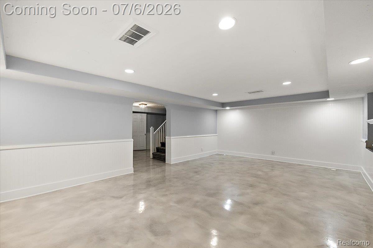 1051 Devonshire Road Grosse Pointe, MI 48230 - Photo 79 of 98 114-1051 Devonshire-113.jpg