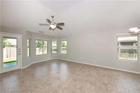 $2,000 | 19005 Mangan Way, Pflugerville, TX 78660