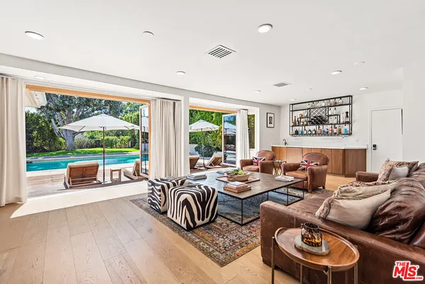 $27,500 | 10424 Valley Spring Lane, Toluca Lake, CA 91602