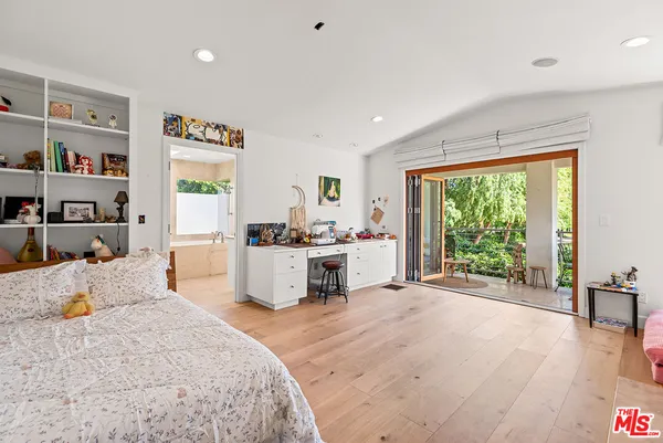 $27,500 | 10424 Valley Spring Lane, Toluca Lake, CA 91602
