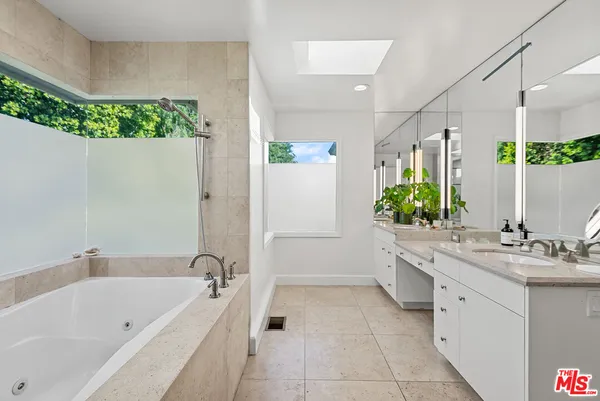 $27,500 | 10424 Valley Spring Lane, Toluca Lake, CA 91602