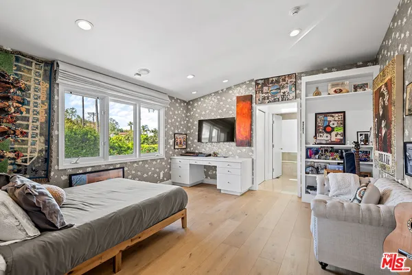 $27,500 | 10424 Valley Spring Lane, Toluca Lake, CA 91602